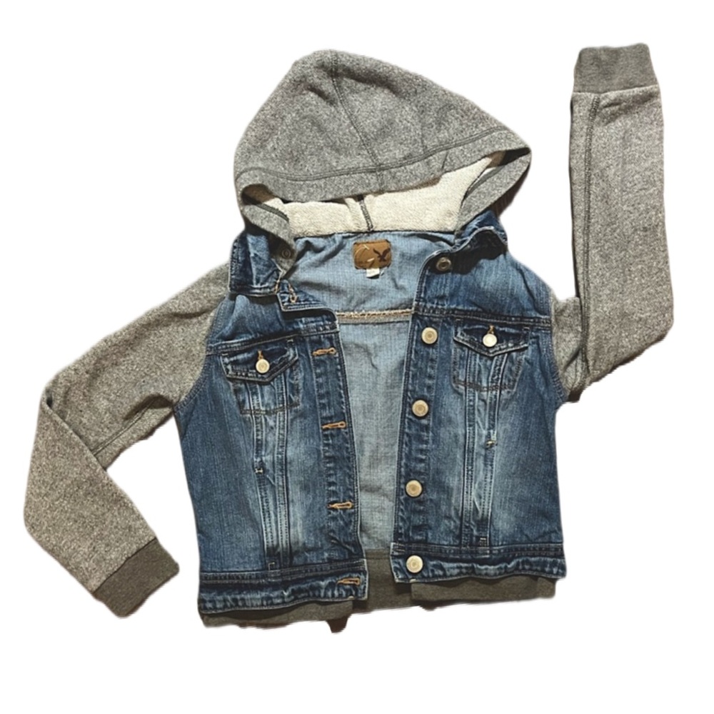 American Eagle LIKE NEW Trendy Blue Jean Jacket with Grey Sleeves Size Small